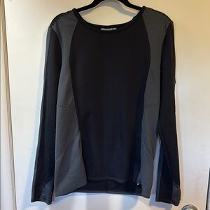 Athleta Black and Gray Long Sleeve Tee